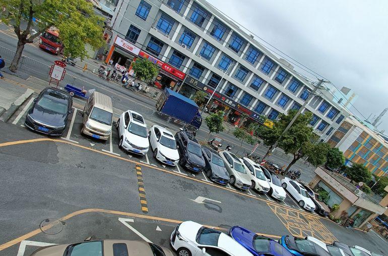 横岗塘坑地铁站电商仓库580平米一楼厂房