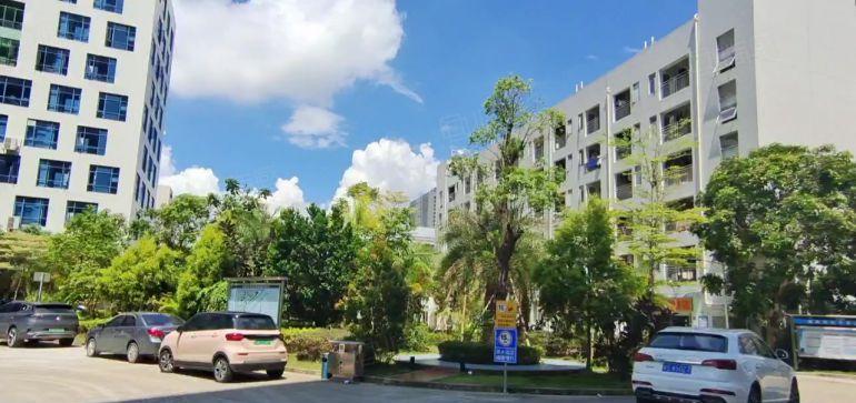 龙岗宝龙高新科技园楼上1000平方精装修办公室厂房仓库出租