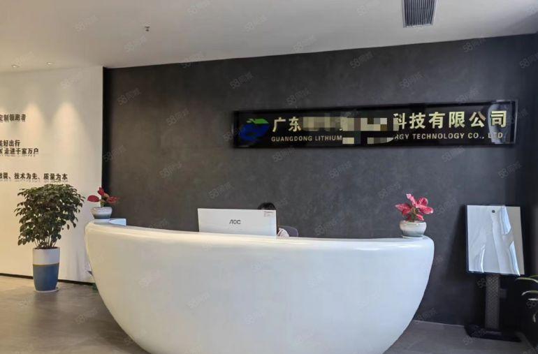 平湖原房东楼上一整层2000平带装修拎包入住厂房仓库出租