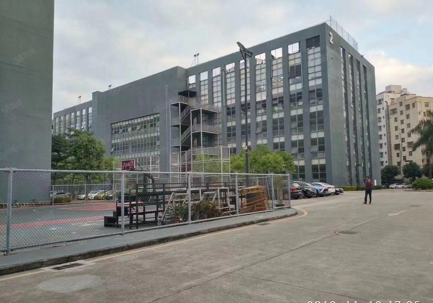 坂田华为地铁站大型电商园500平厂房仓库出租空地大停车方便