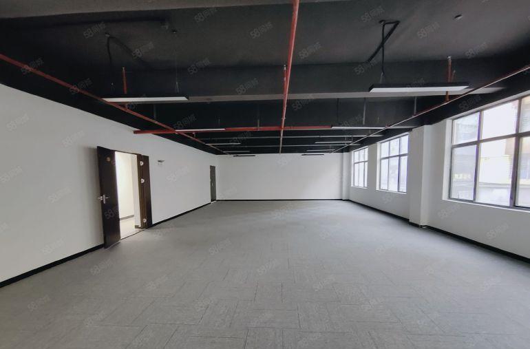 布吉坂田地铁口研发电商办公室680平出租带精装修一楼上可分租