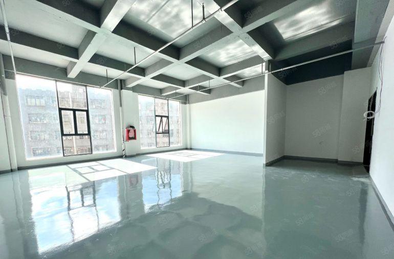 横岗六约电商园200平，精装修带红本全落地窗出租