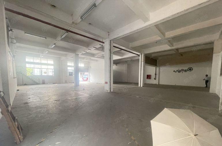 平湖华南城豪华装修厂房一楼2000平出租可做展厅汽修物流办公