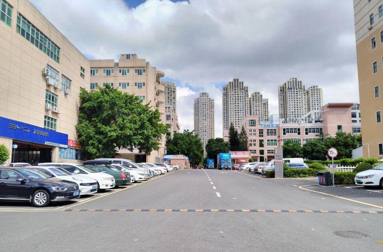 坂田杨美地铁口工业园楼上500平带装修办公室厂房出租