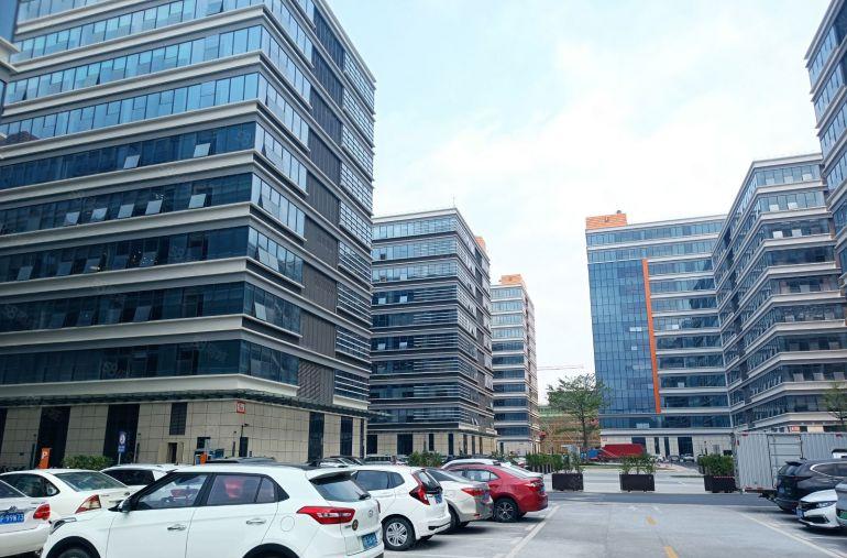 龙岗宝龙工业区原房东自建自用办公研发展厅200到500平分租