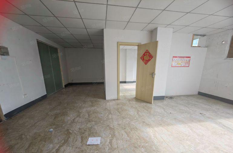 1800元！！龙岗南联大型工业园原房东精装办公室出租100平