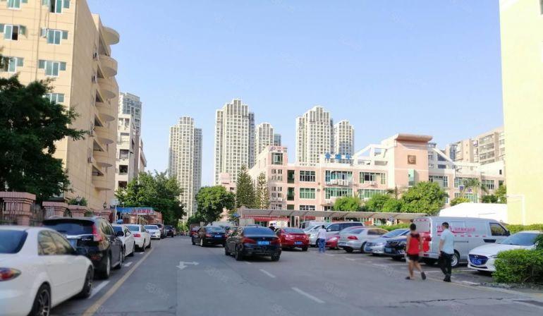 17元一楼厂房出租208平送30平阁楼龙岗中心城丨志达工业园