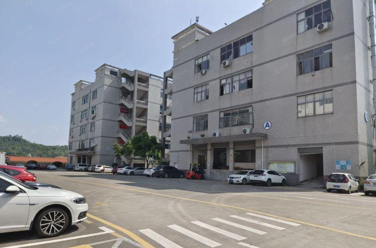 龙岗龙东工业园楼上1000平厂房出租带精装修办公室大小分租