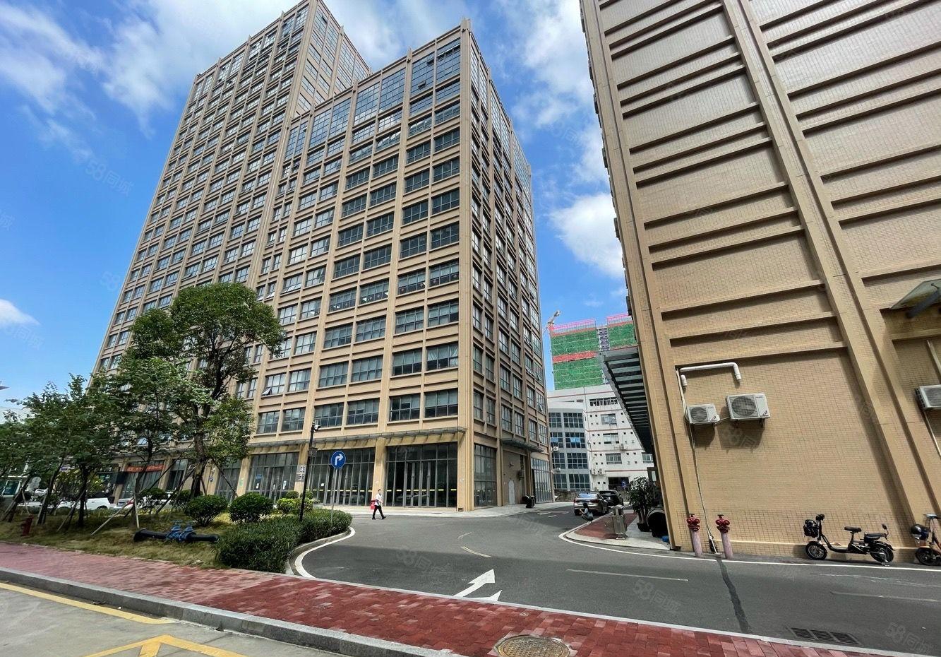 龙岗坂田地铁原房东带精装修红本厂房出租园区配套齐全可拎包入住