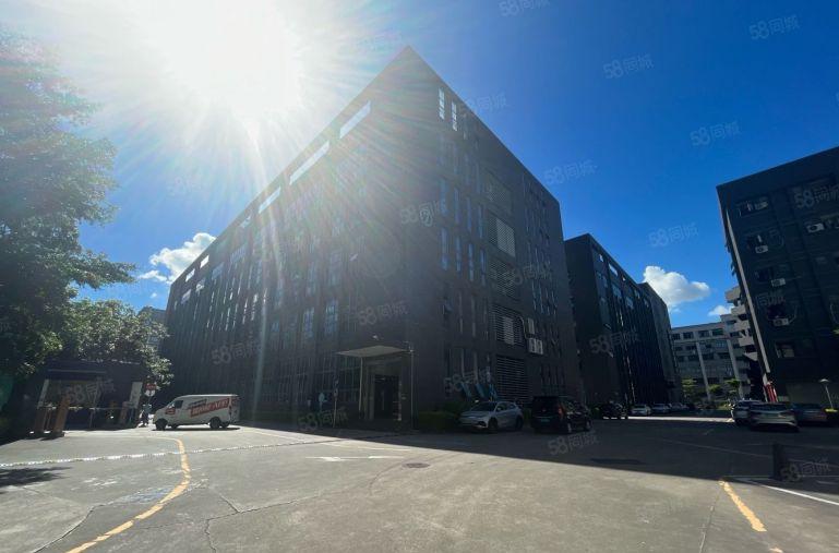 新出地铁口0距离无尘车间1500平新装修0次使用配套设施齐全