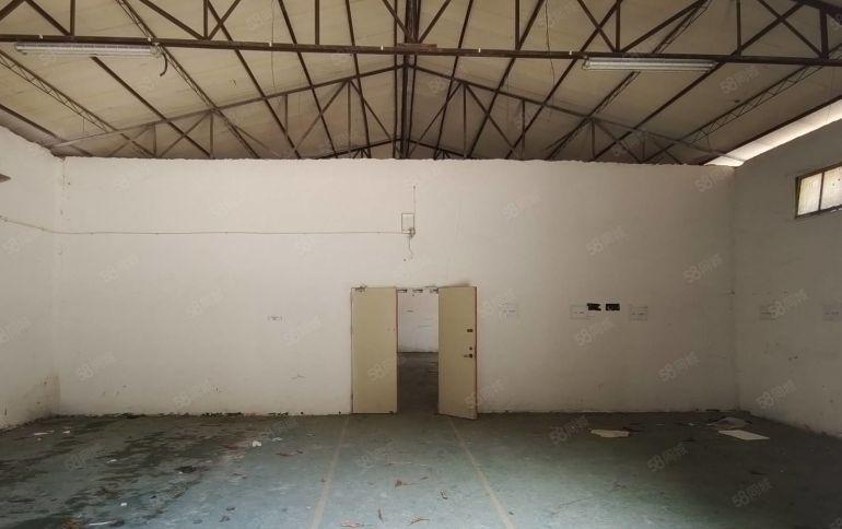 横岗荷坳空出一楼厂房500平方独栋钢构出租价格23元