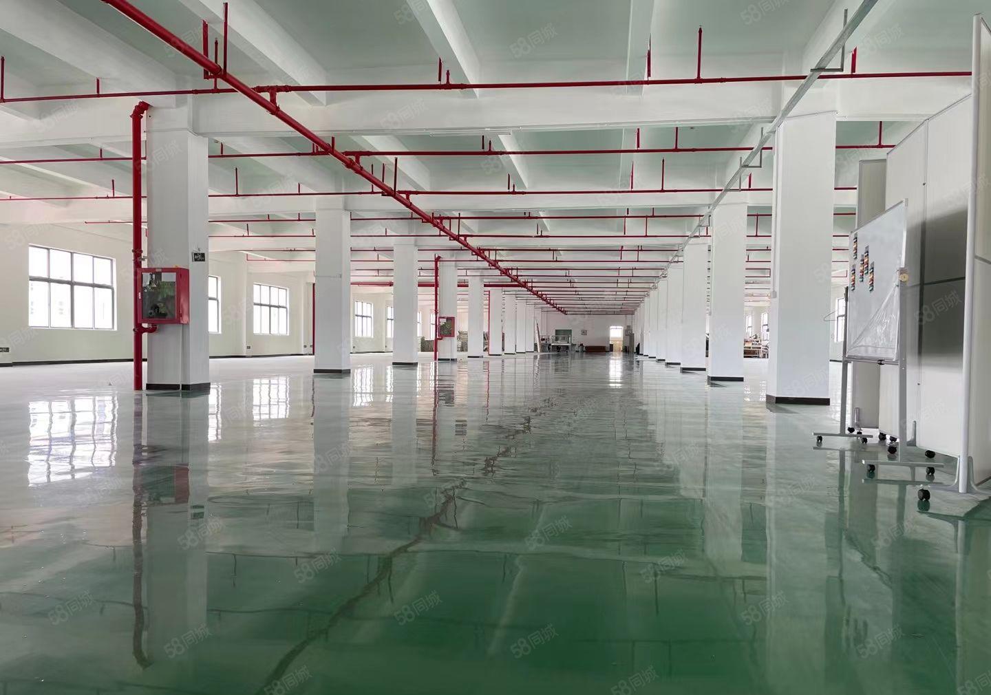 横岗六约地铁站附近红本厂房一楼2100平方出租高6米有平台