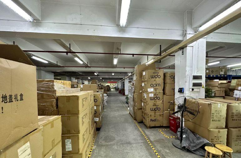 横岗高速路口 厂房无行业限制。