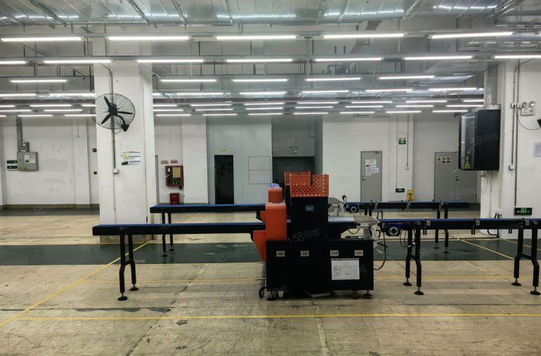 龙岗同乐兴业科技园原房东红本厂房一楼1500平方带装修可分租