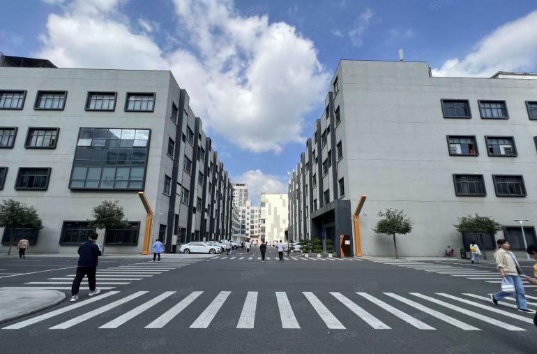 层高6.5米无公摊带红本宝龙科技园2000平一楼仓库厂房出租