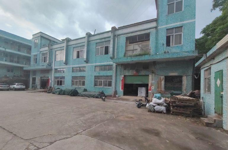 平湖上木古工业园楼上1000平厂房仓库低价租，500平起分租