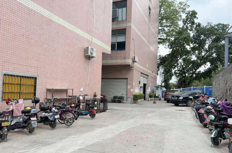 龙岗区坪地街道一楼300平带装修厂房实际面积低价出租带行车