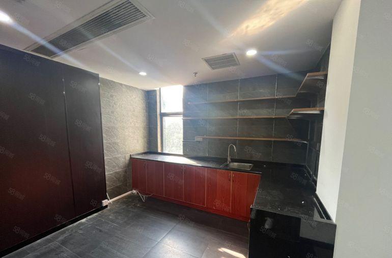 龙岗中心城500平原房东补贴红本精装修办公室仓库厂房出租