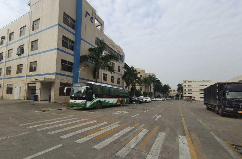 横岗六约地铁站新空出1000平方带精装修办公室仓库厂房出租