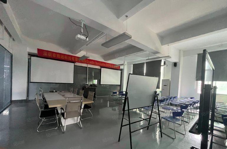 龙岗南联地铁口附近精装厂房出租整层1500平方，大小分租