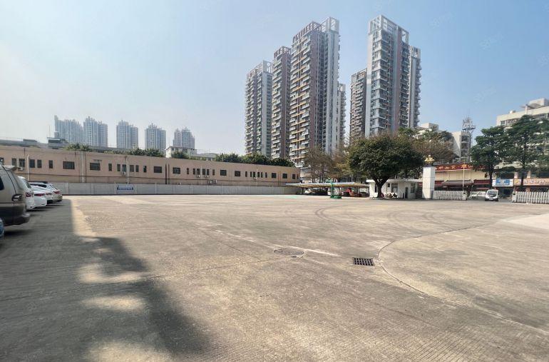 龙岗区坪地镇1500平硬化空地独门院低价出租合同8年加变压器