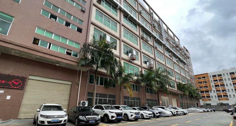 龙岗横岗原房东低价厂房出租2000平方可分租200起仓库出租