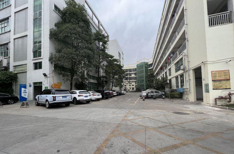 横岗一楼1360平方厂房仓库出租使用率80大小可分租空地大