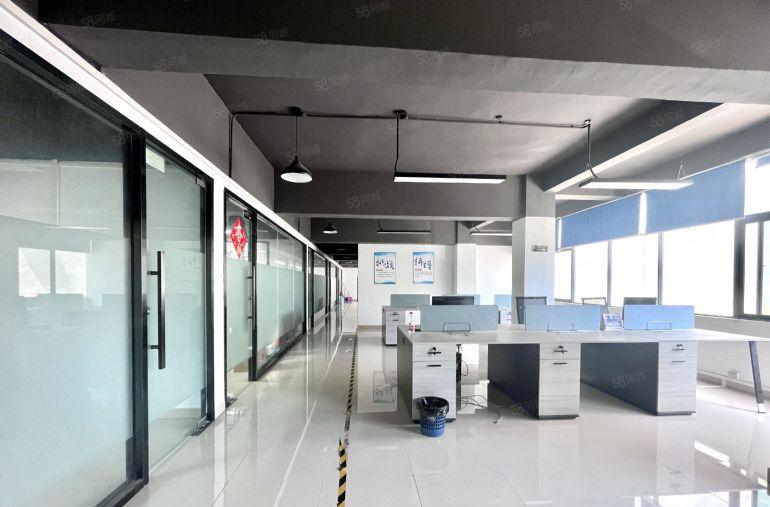 坪地独门独院5000一楼二楼现成装修办公室仓库厂房出租