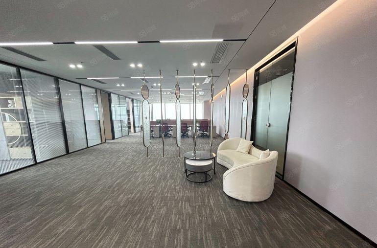 布吉坂田300平精装修办公室研发厂房低价出租100平起可分租