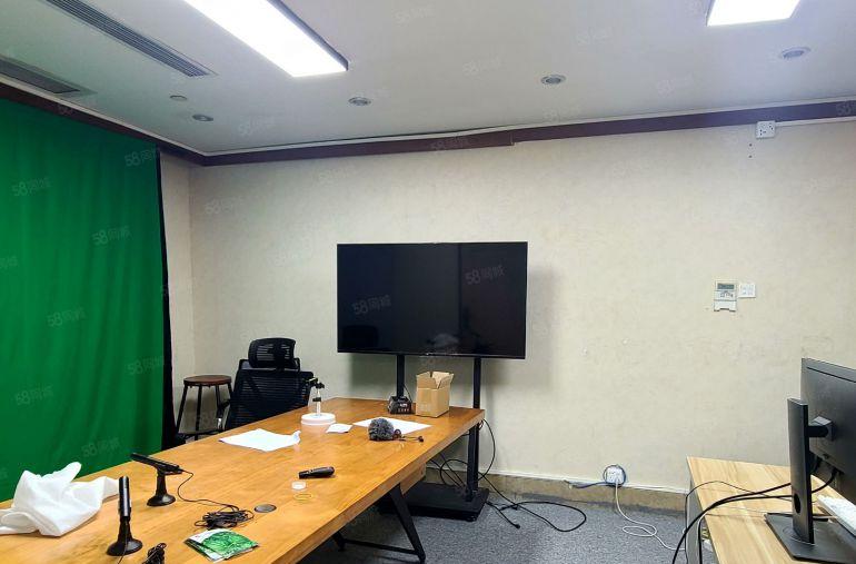 横岗地铁站现成豪华装修办公厂房出租大小分租