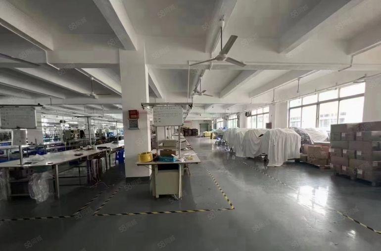 龙岗南联第六工业区工业园楼上精装修办公室1000平厂房出租