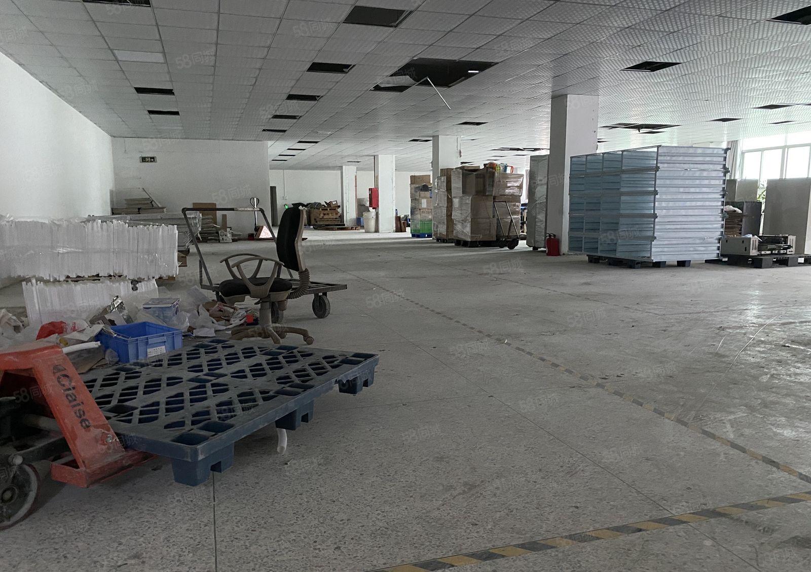 横岗坳背二楼带装修厂房出租面积860可分租