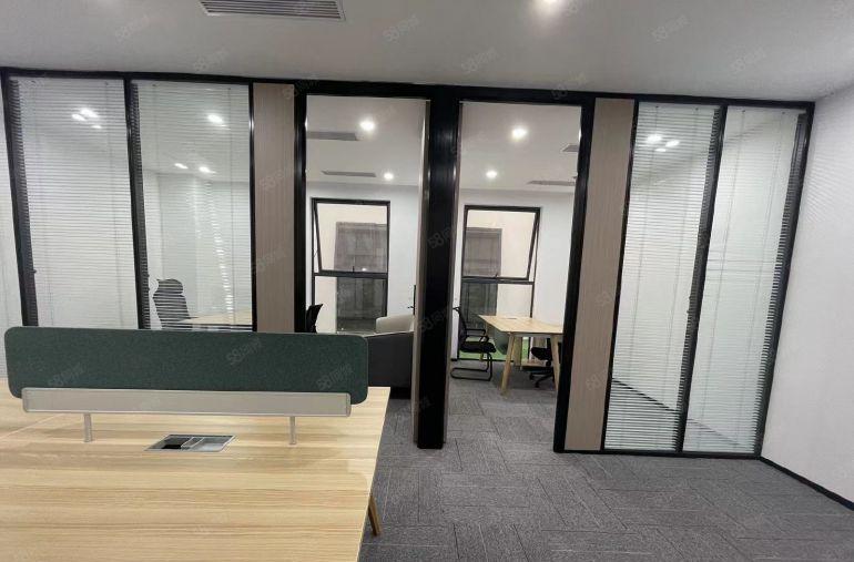 坂田岗头地铁口新出758平方带装修厂房仓库出租