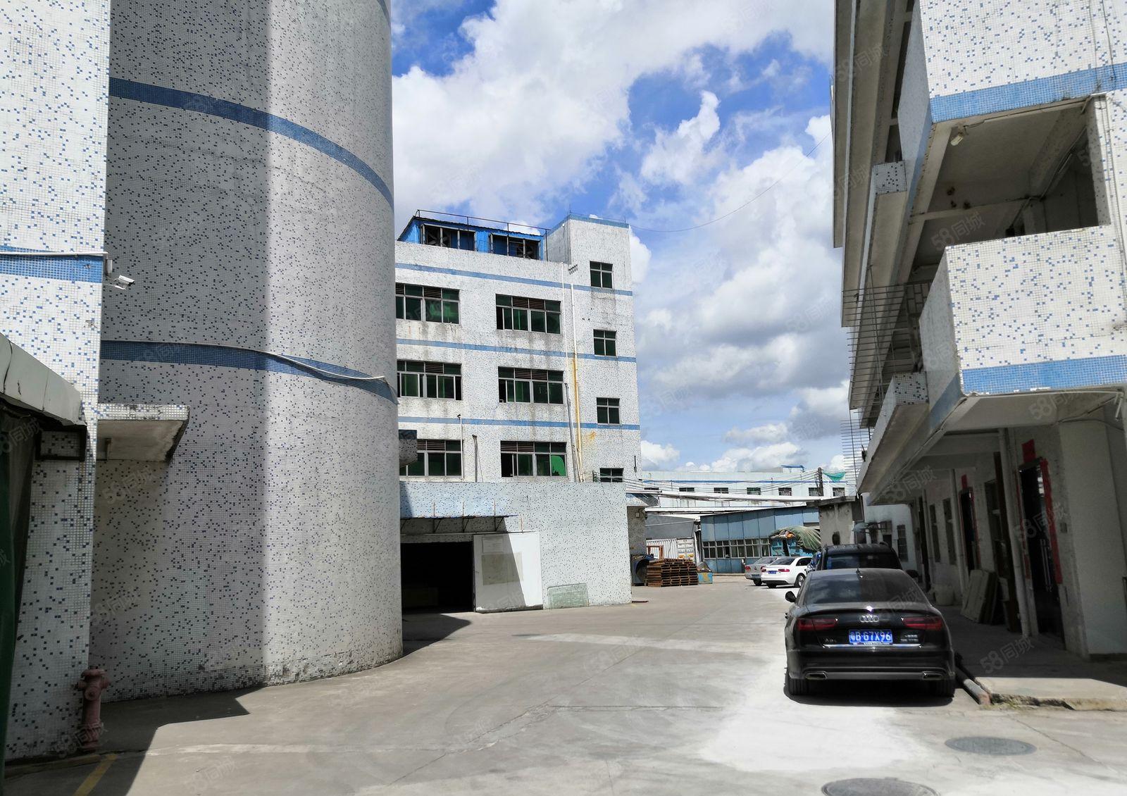 龙岗同乐15元厂房楼上单层2000m2二台二吨电梯可分租