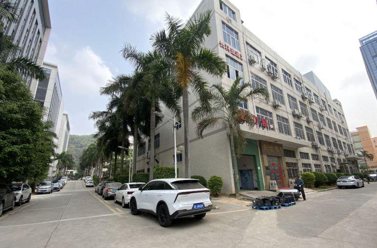 易招工宝龙地铁口高新产业园新出1000平精装办公仓库厂房出租