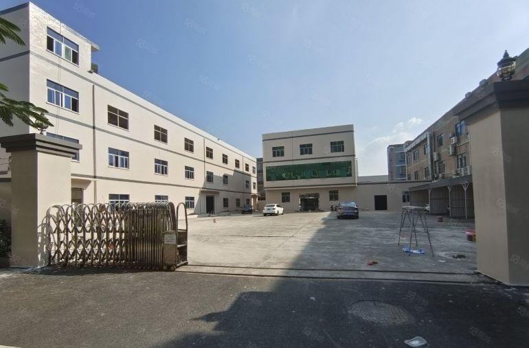 龙岗宝龙村委独门独院5000平厂房出租主干道边，形象好，可分