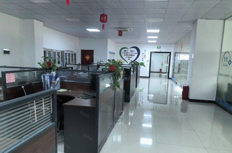 杨美地铁口新出楼上1200平现成装修办公室仓库厂房低价出租