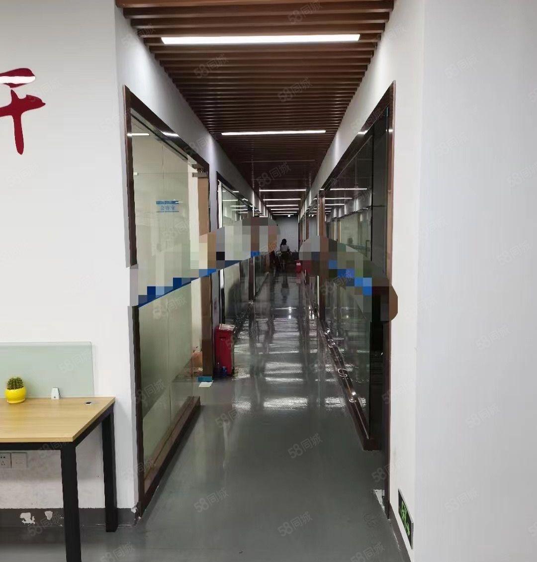 坂田华为地铁站工业园区新出带装修1150平方厂房，大车好进