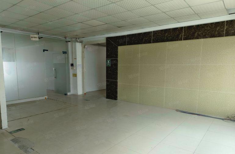 龙岗区坂田厂房出租楼上带红本面积800平