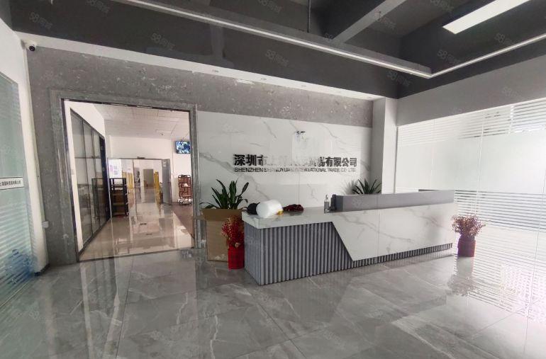 坂田近地铁口楼上精装修厂房出租1500平，适合电商，研发仓库