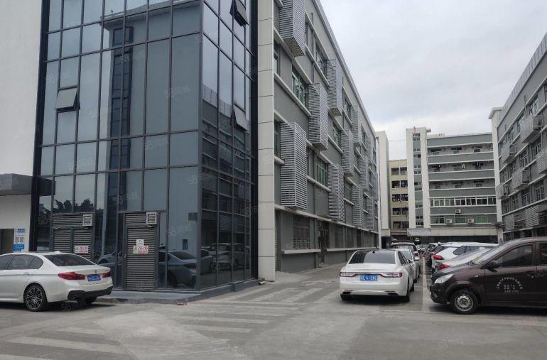 龙岗南联大工业区新出一楼二楼2180平精装修厂房出租可分租