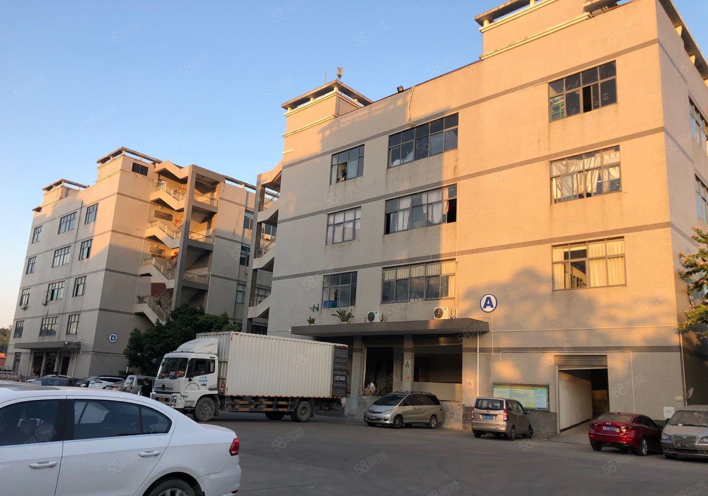 3吨货梯原房东可分租宝龙工业园楼上2000平红本仓库厂房招租