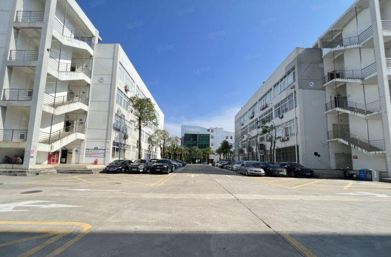 20元低价租宝龙工业园二楼厂房1200平大小可分租带卸货平台