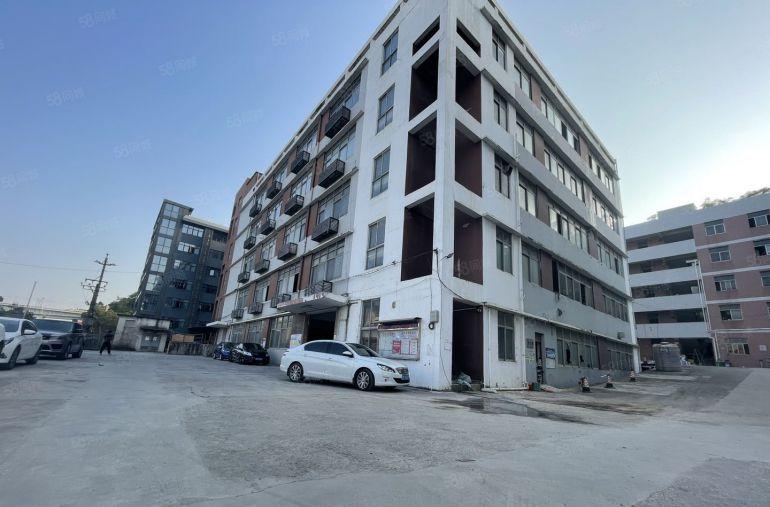 龙岗坂田园区主干道厂房出租仓库带宿舍8400平独栋独院带装修