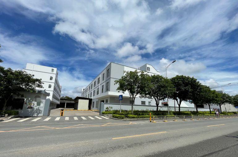 龙岗宝龙智慧家园附近原房东独院5000平办公仓库厂房低价出租