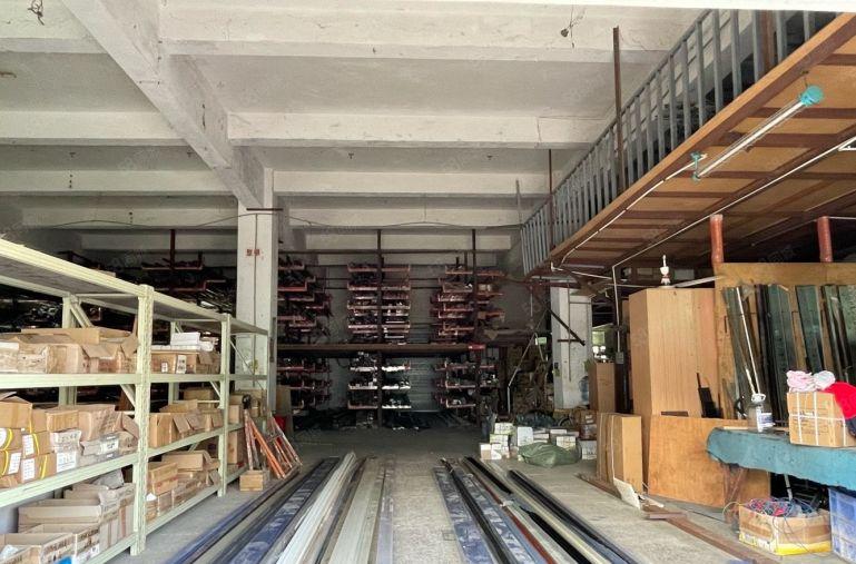 原房东！横岗四联嘉联工业区一楼2200平，公摊小，可分租