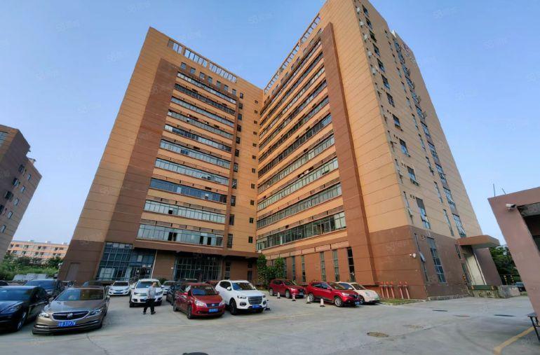 免租期三个月起！主干道旁精装厂房水电齐全实际面积出租价格便宜