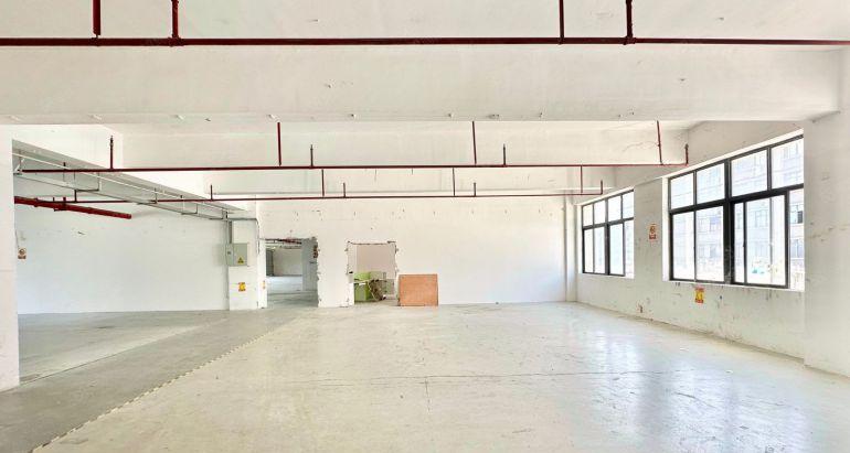平湖工业区2200平电商办公仓库厂房出租近地铁口小面积可分租
