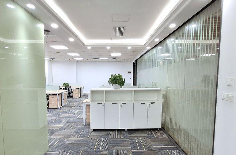 横岗永湖地铁站旁260平精装办公室原房东直租带家具