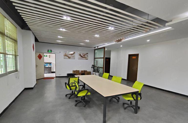 龙岗南联350平精装修办公室  一楼位于工业园内部 厂房价格